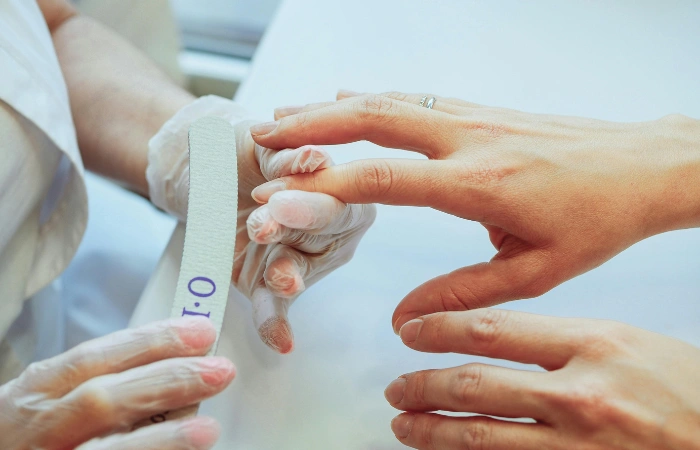 manicura sencilla